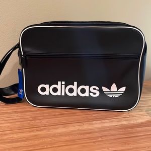 Adidas Airliner Vintage Shoulder Bag